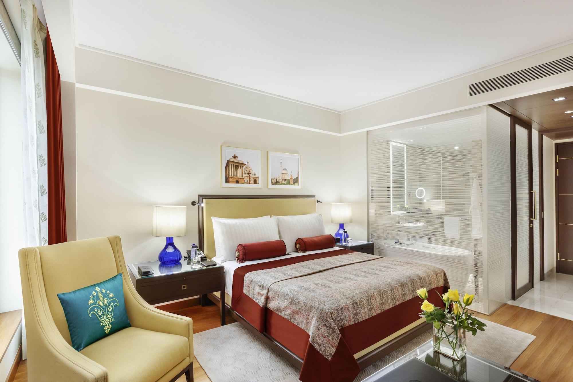 The Oberoi New Delhi Hotel Exterior photo